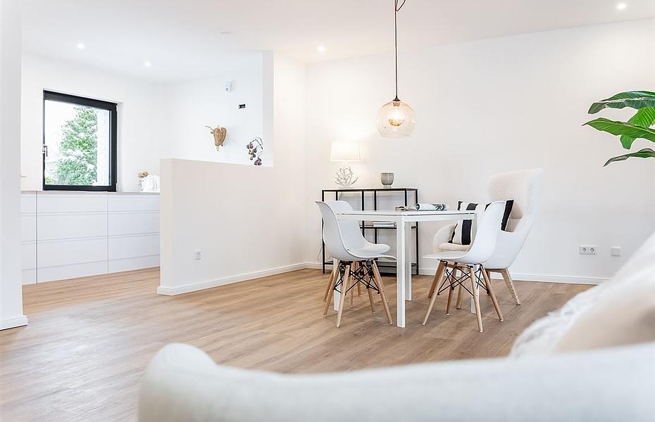 15 Esszimmer