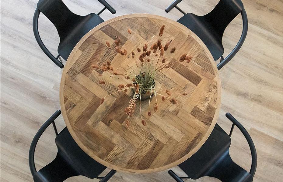 34 Impression