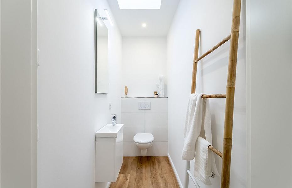 24 Gäste WC