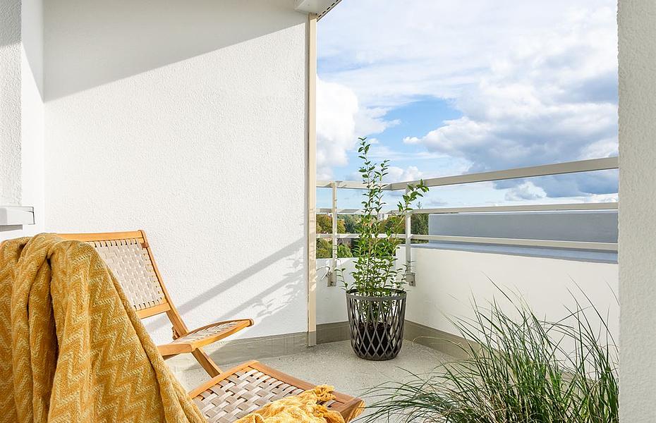 13 Loggia